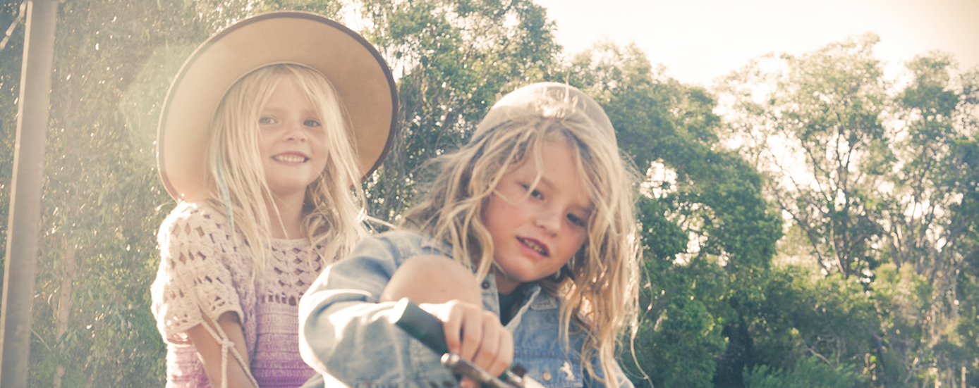 Chapeaux en cuir pour enfants