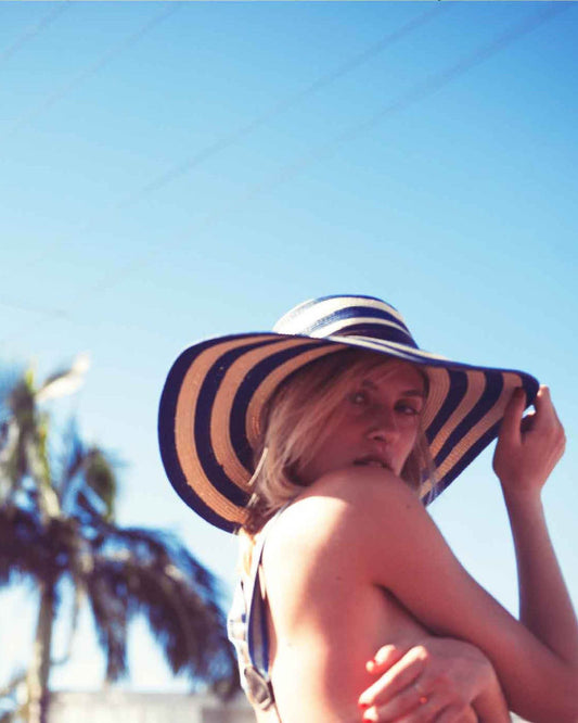 The Rolling Stone Straw Hat - Navy